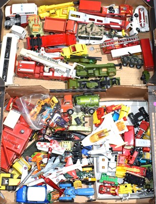 Lot 572 - A group of vintage diecast vehicles to include...