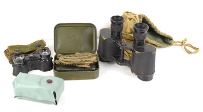 Lot 52 - A pair of WWII dated Kershaw No2 MkII...