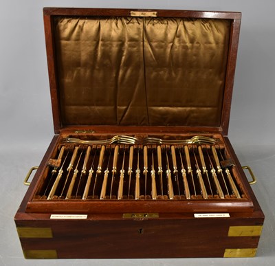 Lot 481 - A fine George V silver gilt dessert service,...