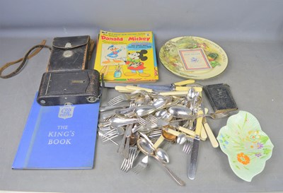 Lot 336 - A group of collectibles to include silverplate...