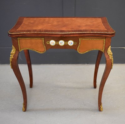 Lot 485 - A late 19th / early 20th century mahogany and...