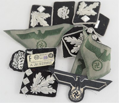 Lot 452 - A group of German military collar tabs and...