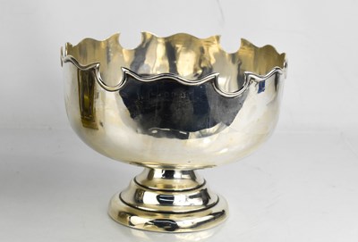Lot 256 - A silver bowl, with shaped rim, Birmingham ...
