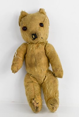 Lot 481 - An early 20th century teddy bear, bearing...