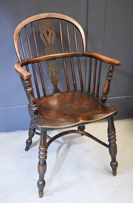 Lot 564 - A 20th century yew wood Windsor chair, with...