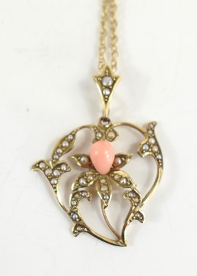 Lot 31 - A 9ct gold Edwardian pendant of heart shaped...