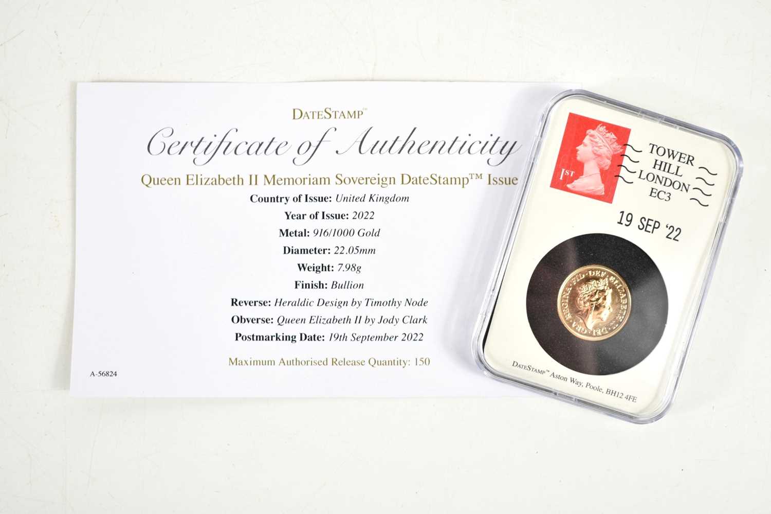 Lot 17 - A Queen Elizabeth II 22ct gold Memoriam...