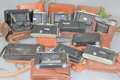 Lot 462 - No1A pocket Kodak, Kodette III, Coronet Rapide,...