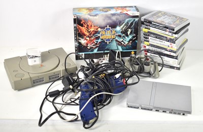 Lot 292 - A vintage Playstation 1 games console with...
