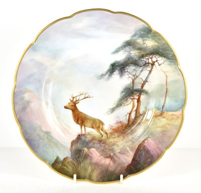 Lot 5 - An early 20th century Royal Worcester...