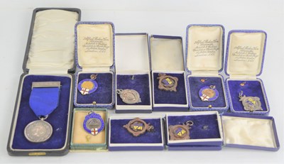 Lot 282 - A group of London Shipping football league...