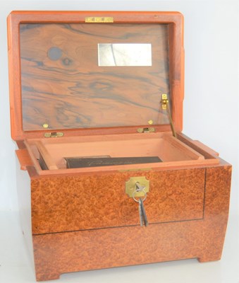 Lot 395 - Tobacciana: a fine quality 20th century...
