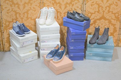 Lot 345 - Fifteen pairs of brand new ladies shoes,...