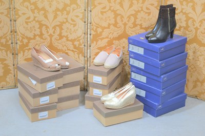 Lot 351 - Fifteen pairs of brand new ladies shoes,...