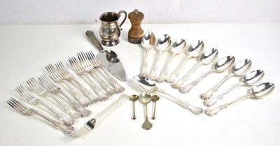 Lot 179 - A group of silver plated spoons, tankard, a...