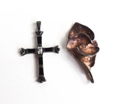 Lot 122 - A silver, possibly Danish stylised flowerhead...