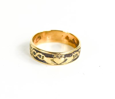 Lot 142 - A 9ct gold promise ring, the gold band...