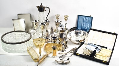 Lot 141 - A group of silver plated items to include...
