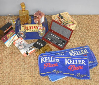 Lot 73 - A selection of vintage brewerania, including...