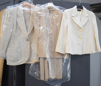 Lot 198 - A Georges Rech cream single breast jacket,...