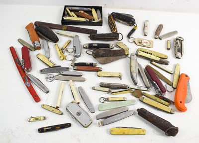 Lot 100 - A large selection of antique & vintage...
