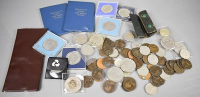 Lot 433 - A quantity of commemorative coins, including...