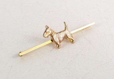 Lot 108 - A 9ct gold bar brooch, with a West Highland...