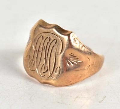 Lot 153 - A 9ct gold signet ring, engraved with monogram...