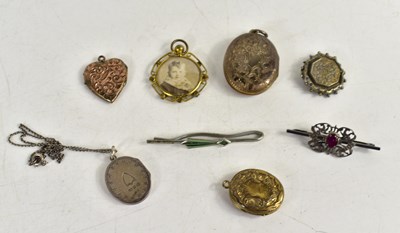 Lot 88 - A group of Victorian silver and metalware...