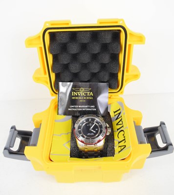 Lot 13 - An Invicta stainless steel wristwatch, with...