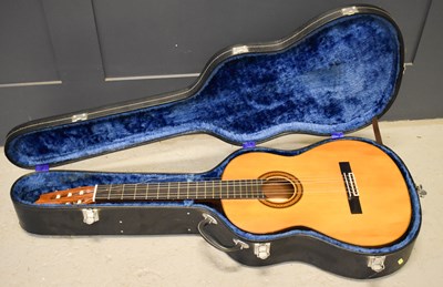 Lot 505 - A Yamaha G-231 II classical guitar in a hard...