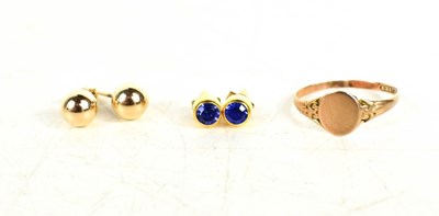 Lot 112 - Two pairs of 9ct gold stud earrings: one pair...