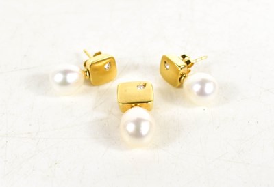 Lot 38 - A demi parure 18ct gold, pearl and diamond set,...