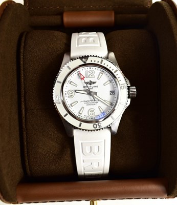 Lot 182 - A Breitling Superocean Automatic 36 stainless...