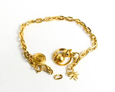 Lot 65 - An Italian 18k gold oval chain link bracelet,...