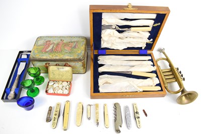 Lot 229 - A group of collectables to include a silver...