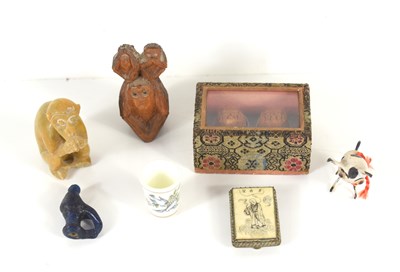 Lot 253 - A group of collectables to include a wooden...