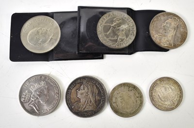Lot 171 - A group of coins comprising two Queen...