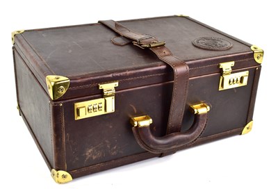 Lot 423 - An Italian Machiavelli Firenze brown leather...