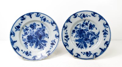 Lot 4 - A pair of 18th century blue and white Delft...