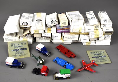Lot 31 - A group of boxed toys to include a Tonka...
