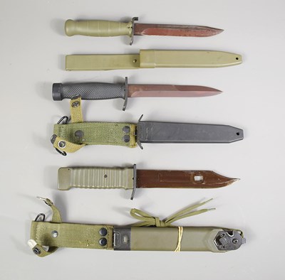 Lot 335 - A group of three German military bayonet /...