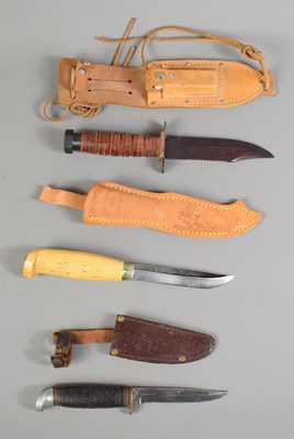 Lot 331 - A group of knives comprising of a US Air Force...
