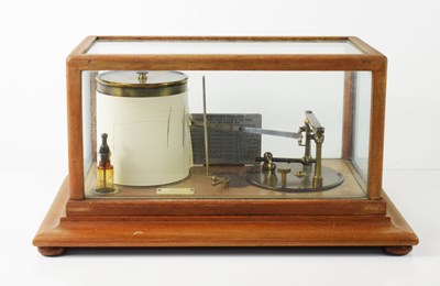 Lot 161 - An early 20th century barograph, in an oak and...