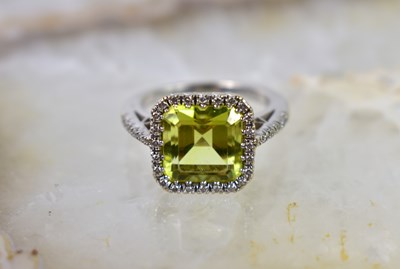 Lot 37 - An impressive 18ct white gold, yellow quartz...