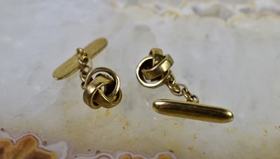 Lot 13 - A pair of 9ct gold cufflinks, in the form of...