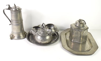 Lot 335 - A group of pewter to include Tea Caddy, tray,...