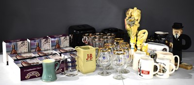 Lot 32 - A collection of breweriana to include Glayva...