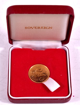 Lot 321 - A Queen Elizabeth II full gold sovereign dated...