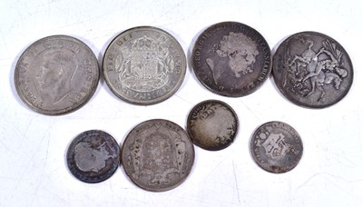 Lot 266 - A group of silver coinage to include a George...